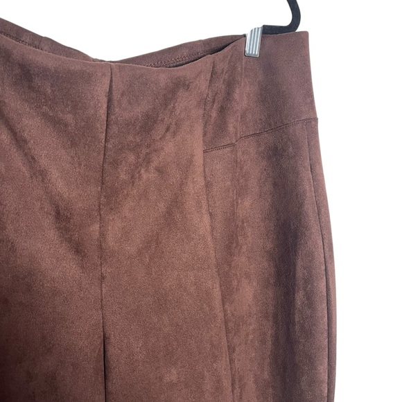 Hope‎ & Harlow Brown Stretchy Suede Boot Leg Pants - Picture 2 of 6